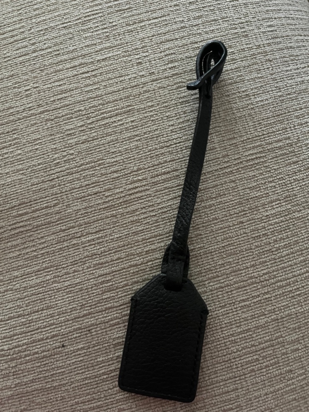 Ralph Lauren Black Leather purse Tag with Silver RL Plate - Picture 3 of 4